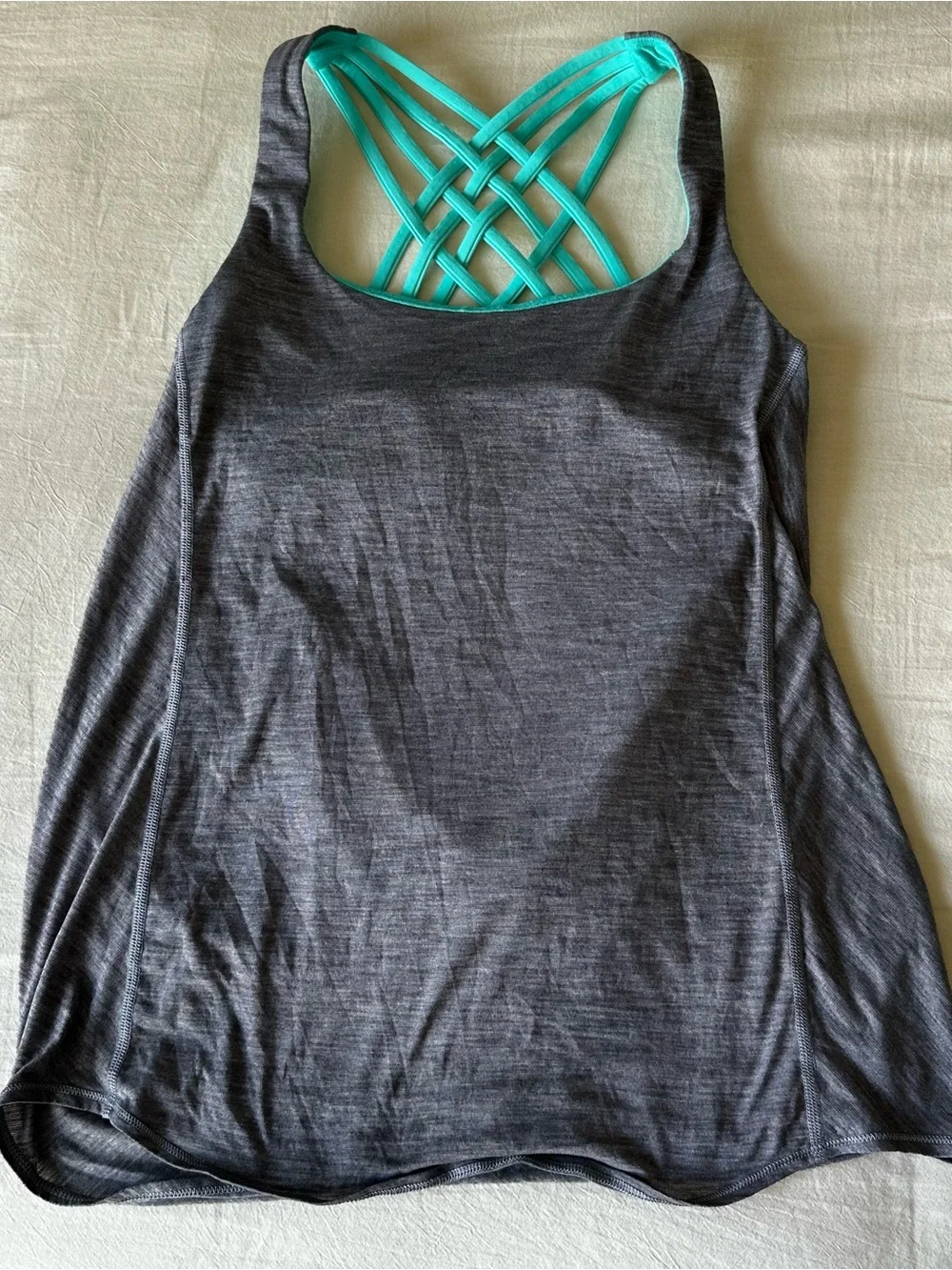 lululemon Wild Tank in Heathered Slate and Bali Breeze